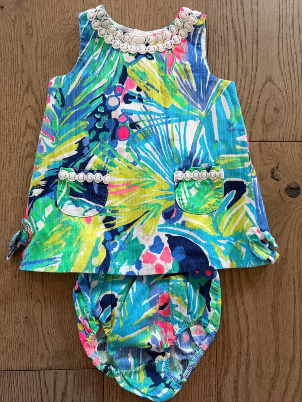 Lilly Pulitzer Bright Floral Swing back Dress set- Pink/Blue/Green